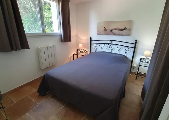 Bed & Breakfast A Vigna Vecchia - 3 Pieces Sud Vecchio